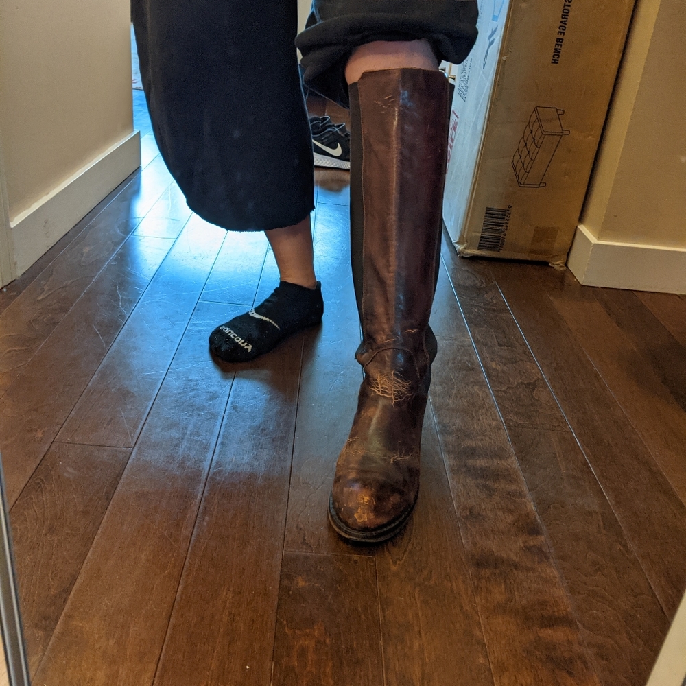 Brown tall boot, made in Italy, weathered look
